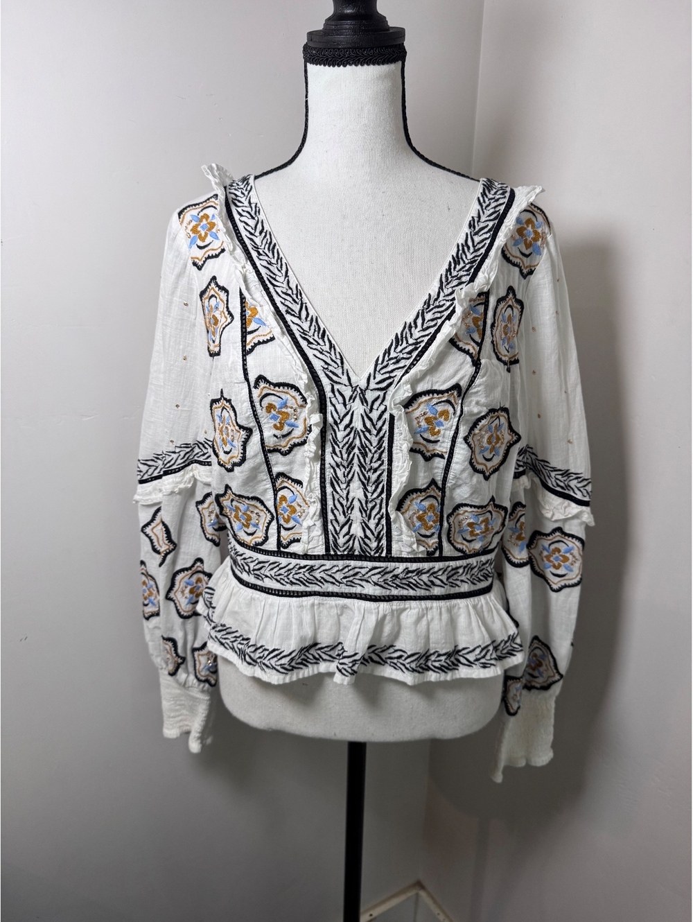 By Anthropologie Size 10 Embroidered Ruffle Peplum Blouse White Boho Open Back